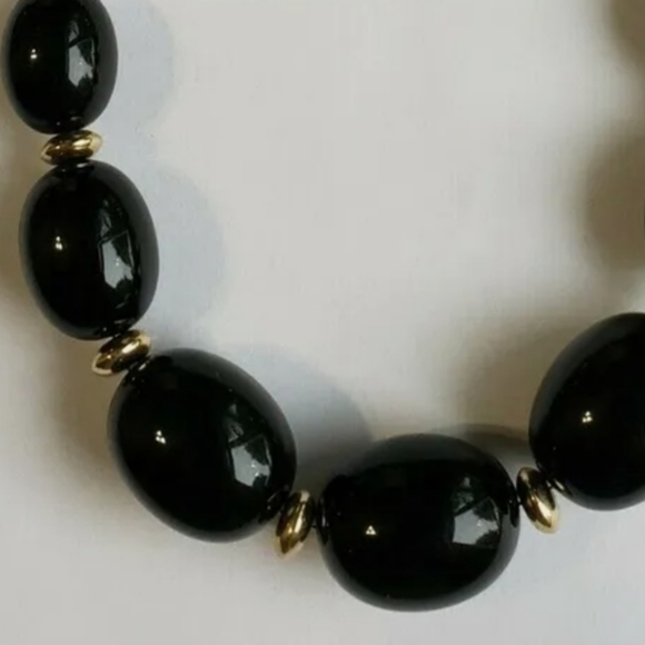 Rare Vintage Signed Napier Black Lucite Oval Beads Gold Tone Spacers Necklace - Picture 4 of 6